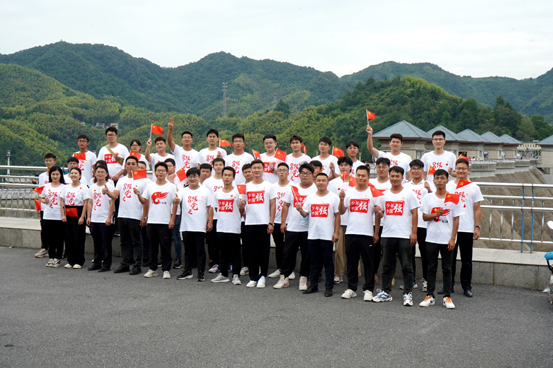 公司團委開展“喜迎二十大、永遠(yuǎn)跟黨走、奮進新征程”主題團日活動6